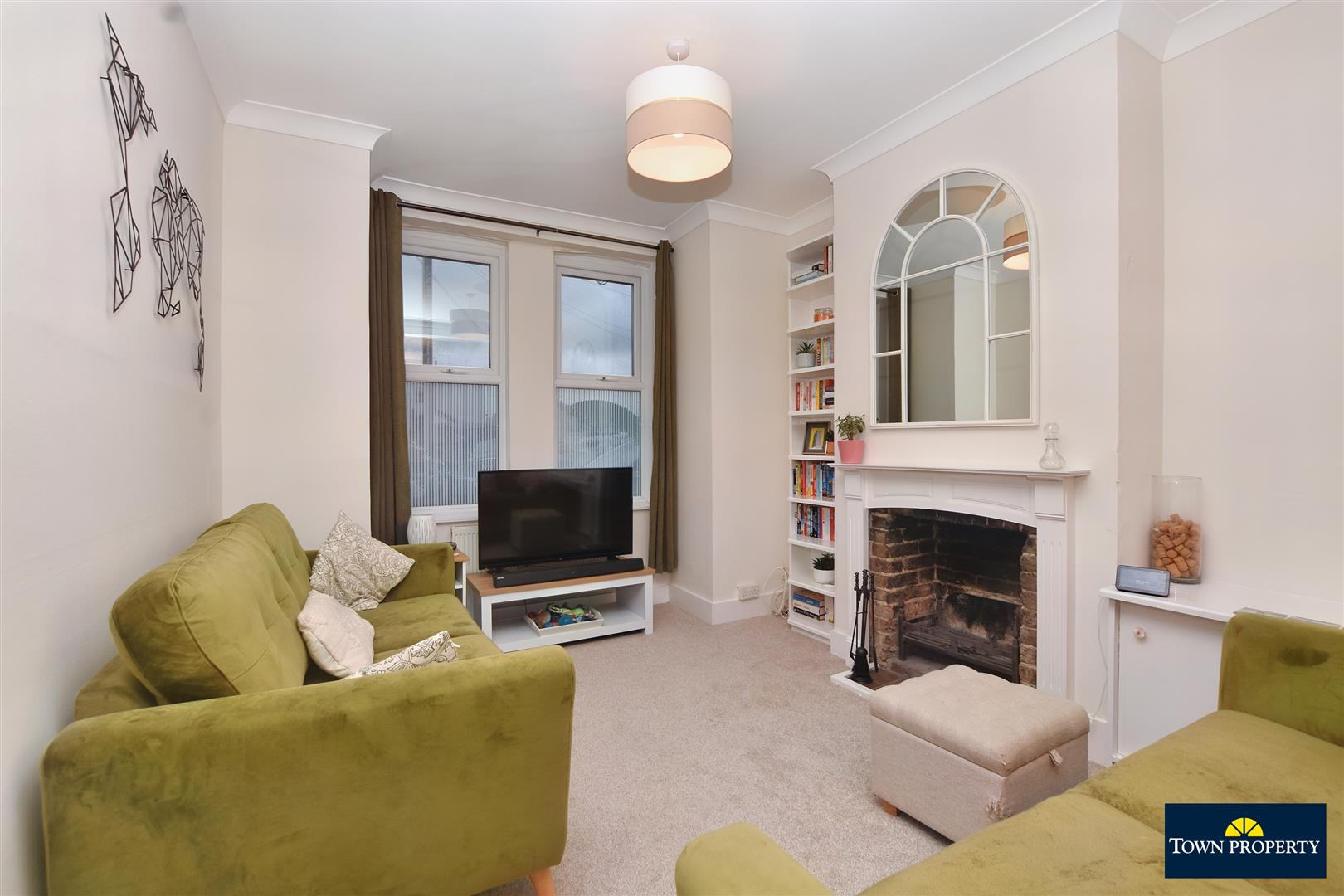 Property Details for Road Eastbourne BN22 8DF Town